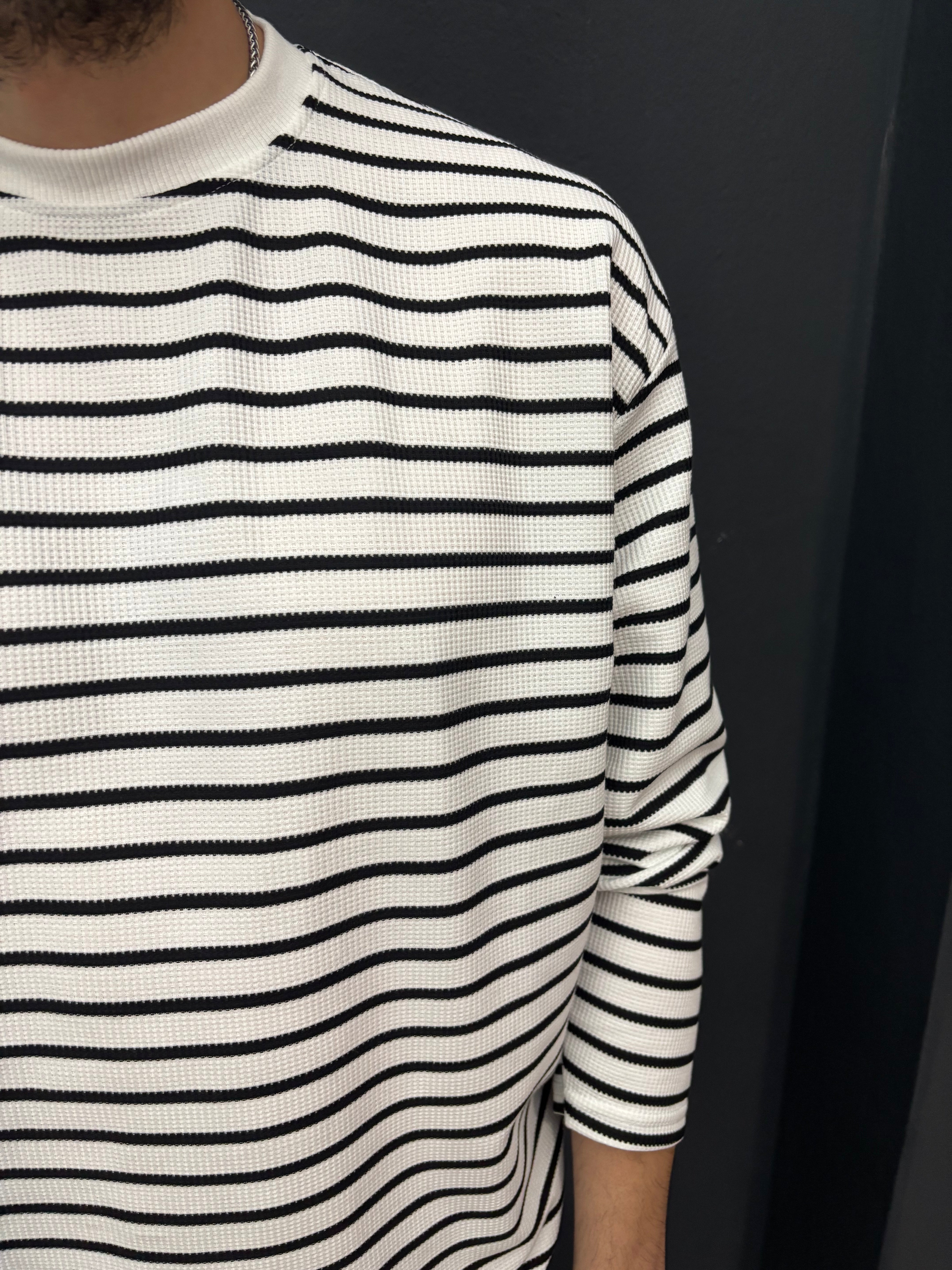 İnce Çizgili Oversize Sweat